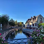 Apartment House View Rotonde, Amiens